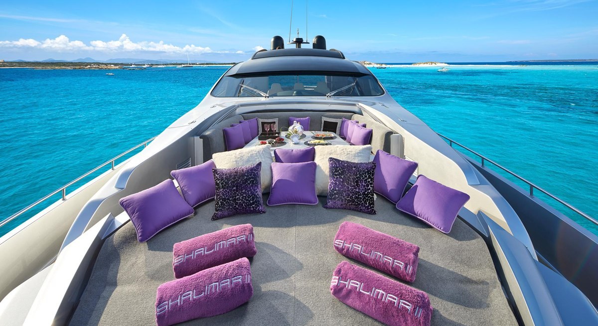 XAMAN yacht charter 2