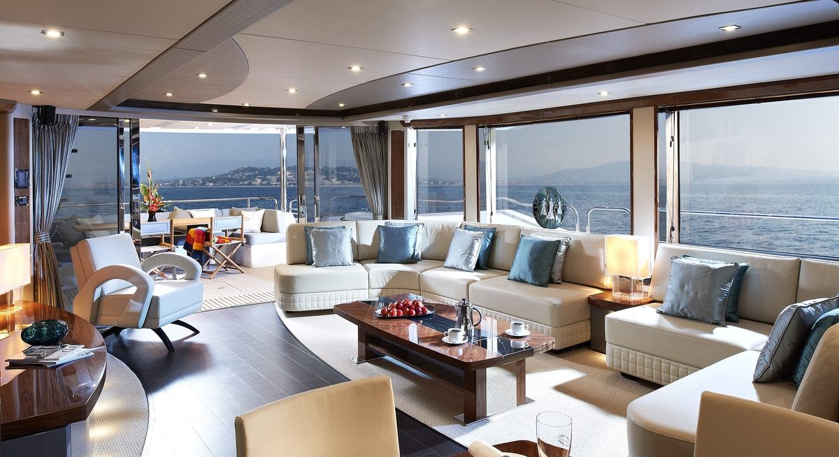 تأجير يخت YOUNAN YACHT CHARTER